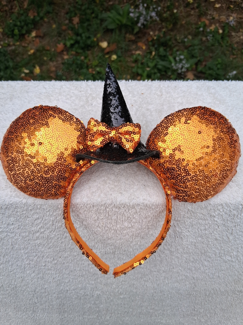 Disney Minnie Mouse Halloween Ears Witch Hat Sequins Headband
